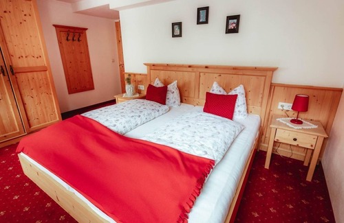 Dorfgastein Bed & Breakfast | Double room with shower, WC - Walcher, Inn