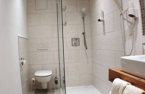Dorfgastein Bed & Breakfast | Double room with shower, WC - Walcher, Inn