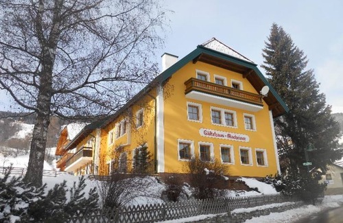 Lessach Apartment | Double room with shower, WC No. 7 - Macheiner, guest house - vacation apartment