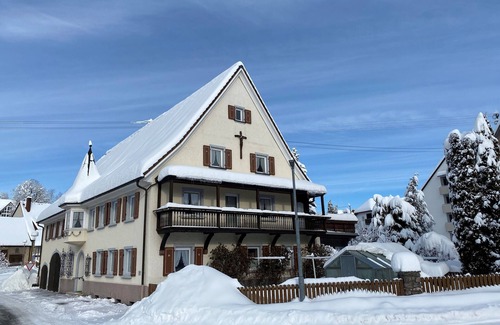 Loffingen Apartment | Double room Wutachschlucht with shower and toilet