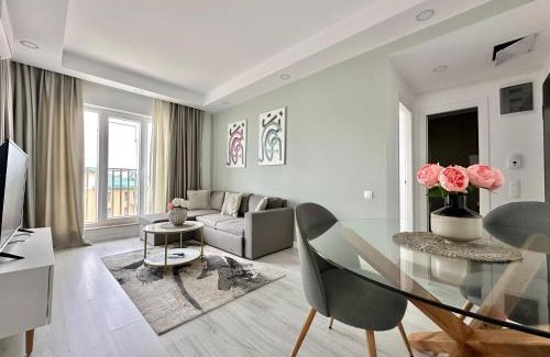 Stefanestii de Jos Apartment | Double Studio B601 StayInn by Cosmopolis