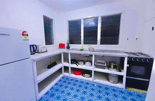 Nuku'alofa House | Double Twin Private Room - Tonga Horizon Cottage