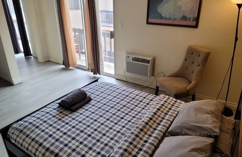 Pico - Robertson Apartment | Double Unit 4xGuests with AC and WiFi in Beverly Hills