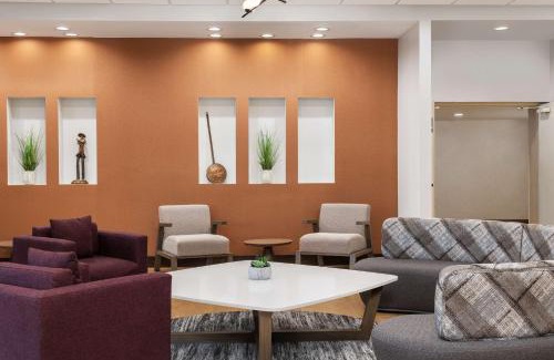 Greensboro Hotel | Doubletree By Hilton Greensboro Airport