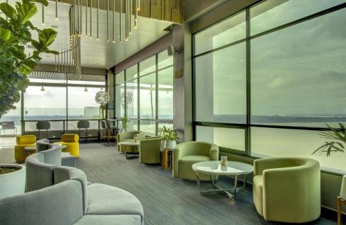 Guayaquil Hotel | DoubleTree by Hilton Guayaquil
