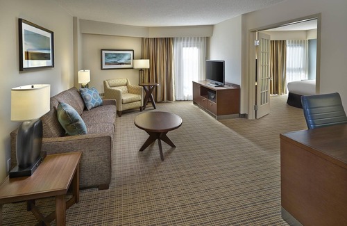 Regina Hotel | DoubleTree by Hilton Hotel & Conference Centre Regina