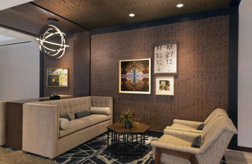 Jamestown Hotel | Doubletree By Hilton Jamestown, Ny