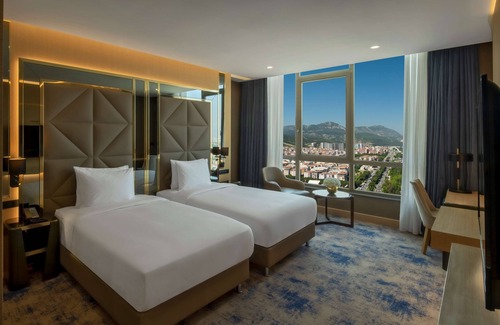 Yunusemre Hotel | DoubleTree by Hilton Manisa
