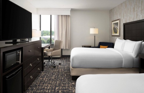 North Chesterfield Hotel | DoubleTree by Hilton Richmond - Midlothian
