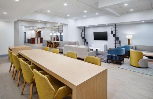 Rocky Mount Hotel | DoubleTree by Hilton Rocky Mount