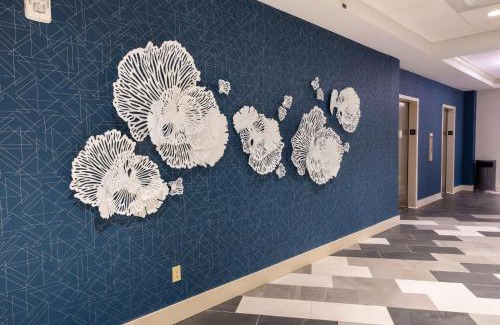 Tinton Falls Hotel | DoubleTree by Hilton Tinton Falls-Eatontown