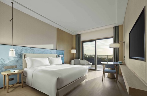Jiaojiang Hotel | DoubleTree by Hilton Taizhou Shenxianju