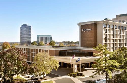 McLean Hotel | DoubleTree by Hilton McLean Tysons