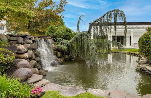 Mount Laurel Hotel | DoubleTree Suites by Hilton Mount Laurel