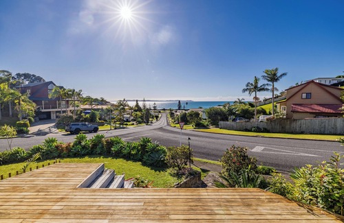 Cable Bay House | Doubtless Bay Vista - Cable Bay Retreat