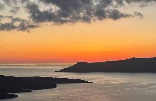 Fira Villa | Doukas Caldera Suites