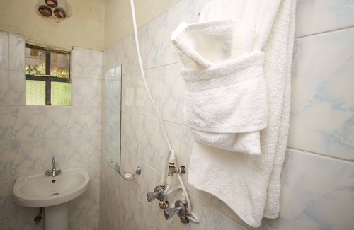 Naivasha Cabin | Dove Nest Lodge