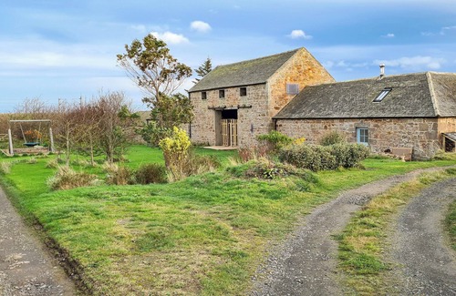 Berwick-upon-Tweed Cottage | Dowie House Steading