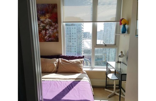 Crosstown Condo | Downtown 270° Sea& Mountain& City View by SkyTrain