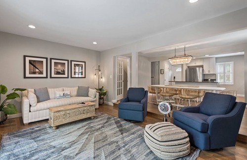 Historic District House | Downtown Annapolis Townhome ! Beautiful!