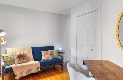 Moncton Apartment | Downtown Apt w/Free parking and AC