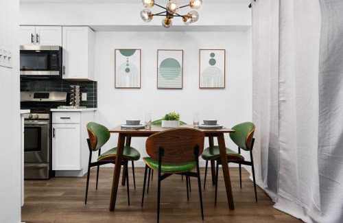 South Lamar Apartment | Downtown Austin - Workspace, Near SoCo 2BR