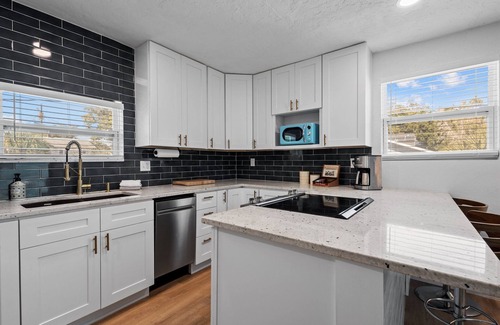 Bradenton Cottage | Downtown Bradenton Cottage