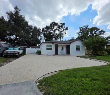 North Hyde Park Apartment | Downtown Central 1B-1B #2