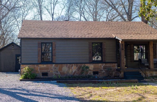 Conway House | Downtown charm, walking distance to CBC, blocks from UCA!