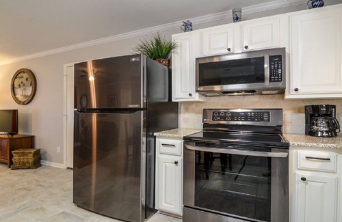Conway House | Downtown Charmer W/WiFi, Close to Colleges, Restaurants & Hospital