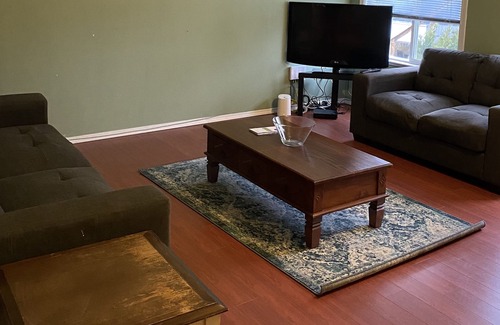 Chilliwack Proper Village West House | Downtown Chilliwack close to all the essentials.