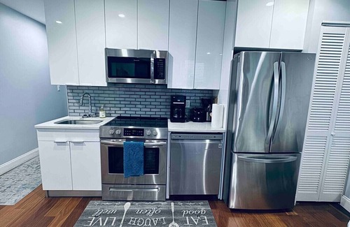Center City Apartment | Downtown City Hall close by Kimmel Center 1BD