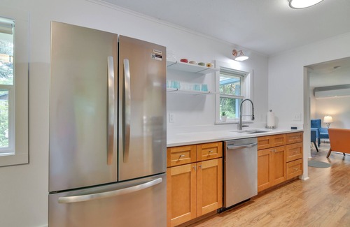 Stevenson House | Downtown Home w/Patio - Walk to Shops & Dining!