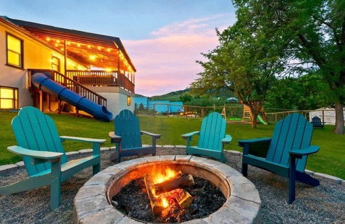 Lava Hot Springs House | Downtown Lava - Views, Huge Yard, Slide, Games!