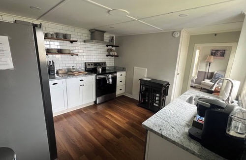 Plymouth Cultural District Apartment | Downtown! Located in the Cultural District - One Block to Yacht Club