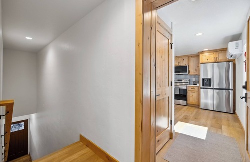 McCall House | Downtown Loft 203 - half block from lake, restaurants, and shopping