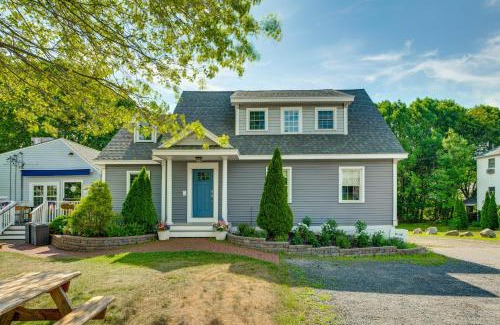 Ogunquit House | Downtown Ogunquit Home 1 Mi to Beach!
