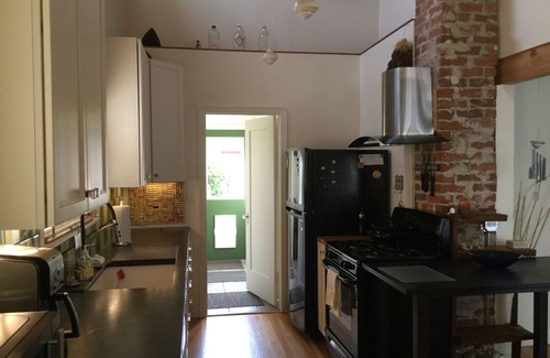 Petaluma House | Downtown Petaluma home, convenient to wine country, coast, San Francisco