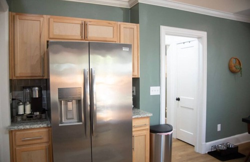 Spartanburg House | Downtown Sptg Historic Pet Friendly Home Sleeps 4