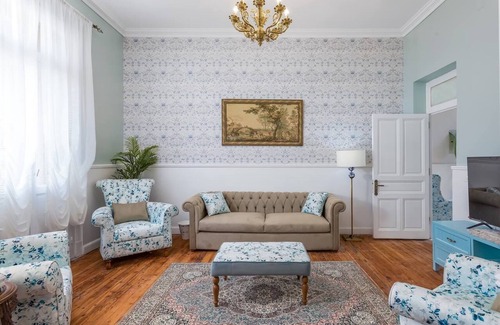 Al-Azbakiyah Apartment | "Downtown Sunny Hideaway: Vintage, 7balconies AC, WiFi in charming Cairo