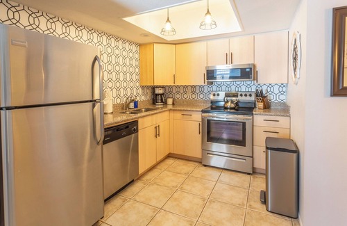 Maple-Ash House | Downtown Tempe Bungalow w/Office steps to ASU & Mill Ave.