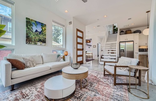 Highland House | Downtown Vibes with Backyard Bliss - WFH Friendly