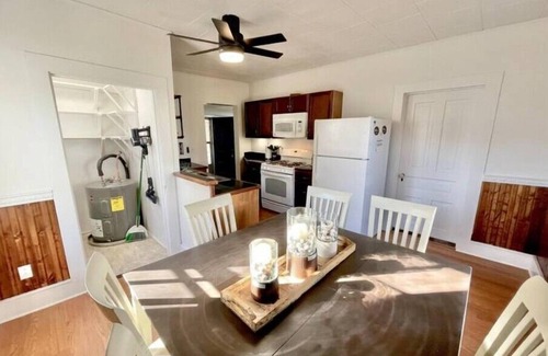 Wendell House | Downtown Wendell 3-Bedroom Farmhousenn
