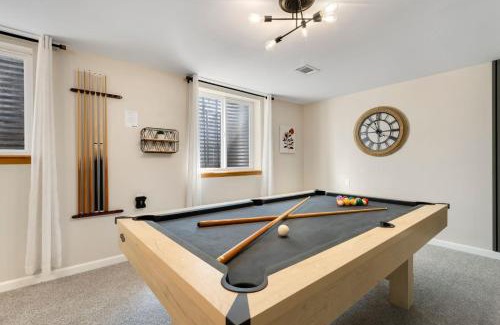 Windsor House | Downtown Windsor Home with Hot Tub and Pool Table