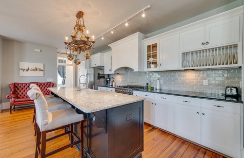 Winston - Salem Condo | Downtown Winston-Salem Condo w/Private Library!