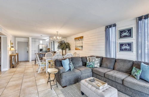 Holiday Isle Condo | DP105C - Renovated 2 BR on the Harbor with short walk to the beach