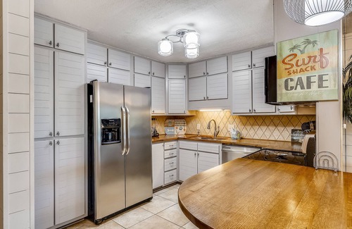 Holiday Isle Condo | DP105C - Renovated 2 BR on the Harbor with short walk to the beach
