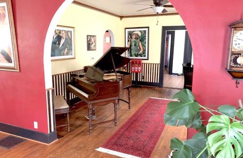 Lafayette House | Dr. Yaple's Art Deco House