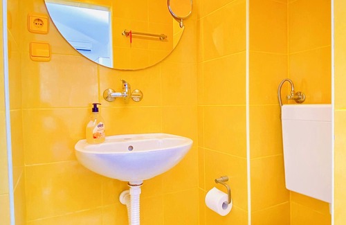 Cove Tri Zala (Zrnovo) Hotel | Dragan's Den - Double Room with Private Bathroom