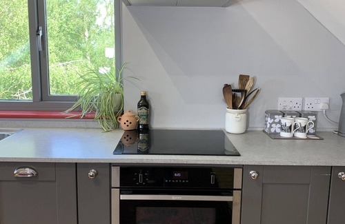 Ledbury Apartment | Dragon Nest - self-contained studio loft apartment